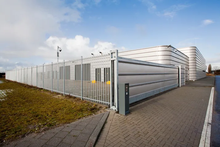 Steel Commercial Fencing